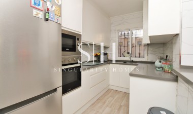 Resale - Villa - Orihuela Costa - Playa Flamenca