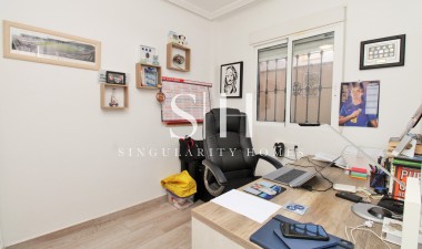 Resale - Villa - Orihuela Costa - Playa Flamenca