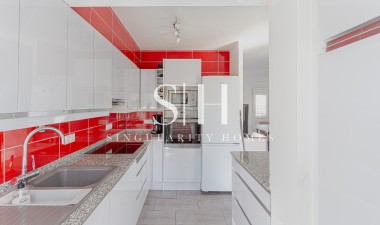 Resale - Villa - Orihuela Costa - Costa Blanca