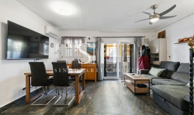 Resale - House - Torrevieja - Cabo Cervera