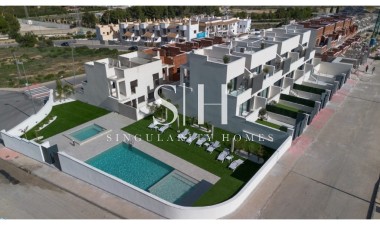 Новое здание - Casa - Cox - San Fernando