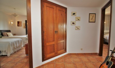 Resale - Apartment / flat - Torrevieja - Punta prima