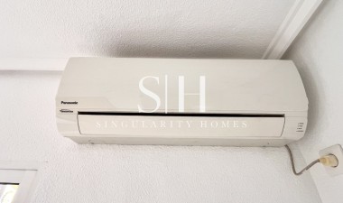 Resale - House - Torrevieja - Costa Blanca