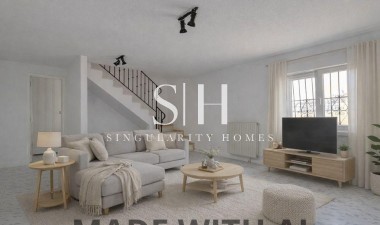 Resale - Villa - Torrevieja - La Siesta - El Salado - Torreta