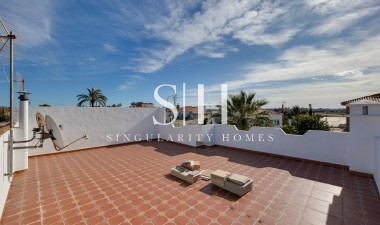 Resale - Villa - Torrevieja - La Siesta - El Salado - Torreta