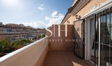 Resale - House - Orihuela Costa - Los Dolses