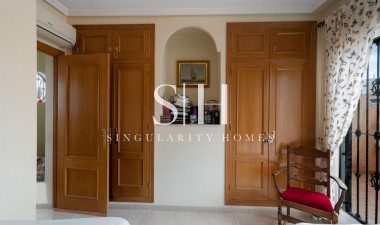 Resale - House - Orihuela Costa - Los Dolses