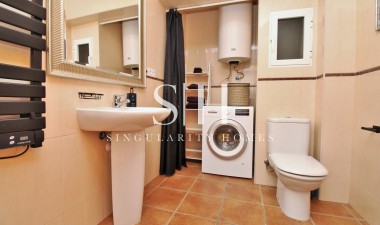 Odsprzedaż - Mieszkanie w bloku - Jávea - Javea