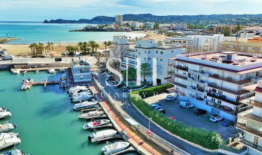 Odsprzedaż - Mieszkanie w bloku - Jávea - Javea