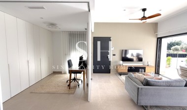 Resale - Bungalow - Pilar de la Horadada - Costa Blanca