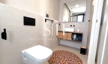 Resale - Bungalow - Pilar de la Horadada - Costa Blanca