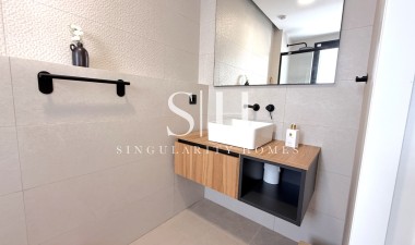 Resale - Bungalow - Pilar de la Horadada - Costa Blanca