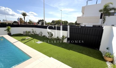 Resale - Bungalow - Pilar de la Horadada - Costa Blanca