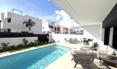 Resale - Bungalow - Pilar de la Horadada - Costa Blanca