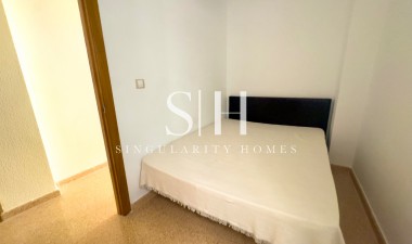 Resale - Apartment / flat - Torrevieja - Centro