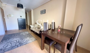 Resale - Apartment / flat - Torrevieja - Centro