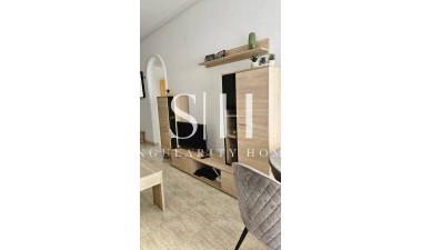 Resale - Apartment / flat - Torrevieja - Acequion