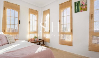 Resale - House - Orihuela Costa - Los Almendros-la Florida