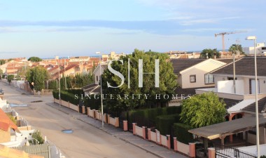 Resale - Villa - Torre de la Horadada - Costa Blanca