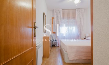 Resale - Bungalow - Torrevieja - Costa Blanca