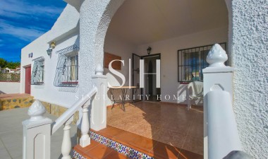 Resale - Villa - Torrevieja - Costa Blanca
