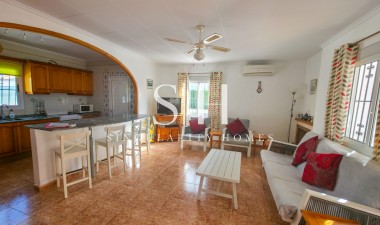 Resale - Villa - Torrevieja - Costa Blanca