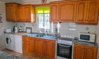 Resale - Villa - Torrevieja - Costa Blanca