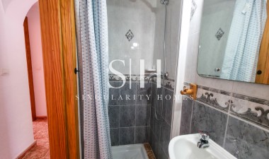 Resale - Villa - Torrevieja - Costa Blanca