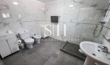 Resale - Villa - Torrevieja - Costa Blanca