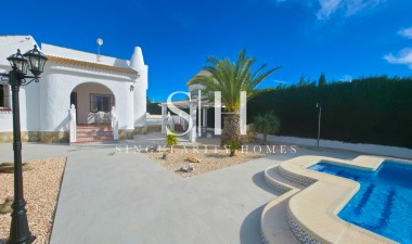 Resale - Villa - Torrevieja - Costa Blanca