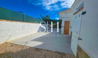 Resale - Villa - Torrevieja - Costa Blanca