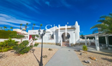 Resale - Villa - Torrevieja - Costa Blanca