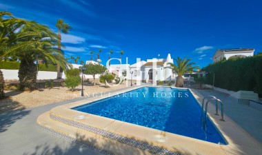 Resale - Villa - Torrevieja - Costa Blanca