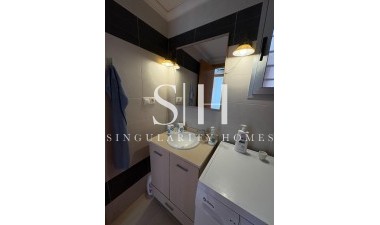 Resale - Apartment / flat - Torrevieja - Punta prima