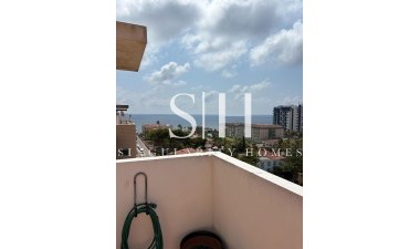 Resale - Apartment / flat - Torrevieja - Punta prima