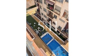 Resale - Apartment / flat - Torrevieja - Punta prima