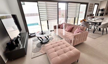 Resale - Villa - San Miguel de Salinas - Costa Blanca