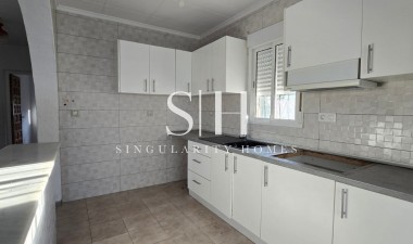 Resale - Villa - Torrevieja - Costa Blanca