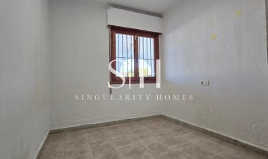 Resale - Villa - Torrevieja - Costa Blanca