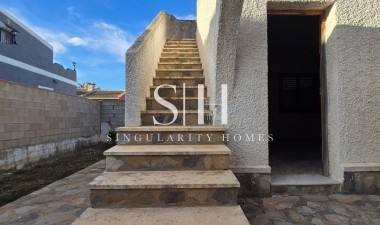 Resale - Villa - Torrevieja - Costa Blanca