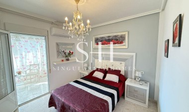 Resale - House - Torrevieja - Calas Blanca