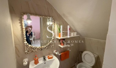 Resale - House - Torrevieja - Calas Blanca