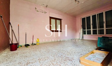 Resale - Villa - Torrevieja - El Chaparral