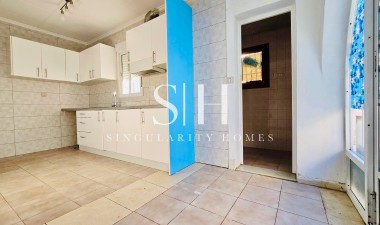 Resale - Villa - Torrevieja - El Chaparral