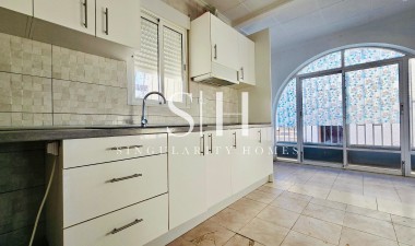 Resale - Villa - Torrevieja - El Chaparral