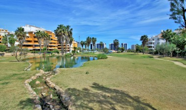 Resale - Apartment / flat - Torrevieja - Punta prima