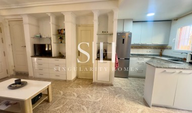 Resale - House - Orihuela Costa - La Regia