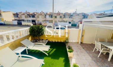 Resale - House - Orihuela Costa - La Regia