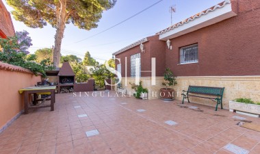 Resale - Villa - Torrevieja - Los balcones