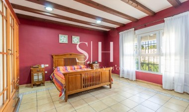 Resale - Villa - Torrevieja - Los balcones